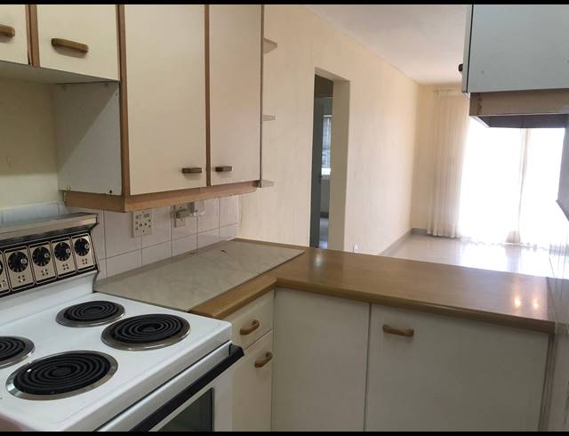 1 BEDROOM APARTMENT RENTED IN ESSENWOOD